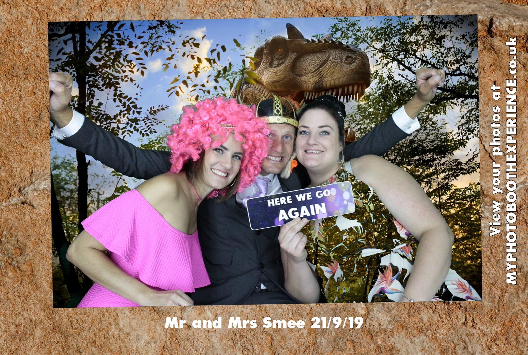 Katie and Jons Wedding | View more photos from the event at gallery.myphotoboothexperience.co.uk/u/MyPhotoBoothExperienceLtd/Katie-and-Jons-Wedding